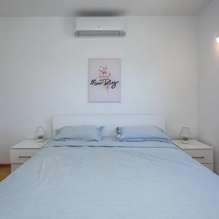 Casa Moderna - New Spacious Apartman Lokva Rogoznica