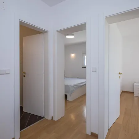 Apartman Casa Moderna - New Spacious Lokva Rogoznica