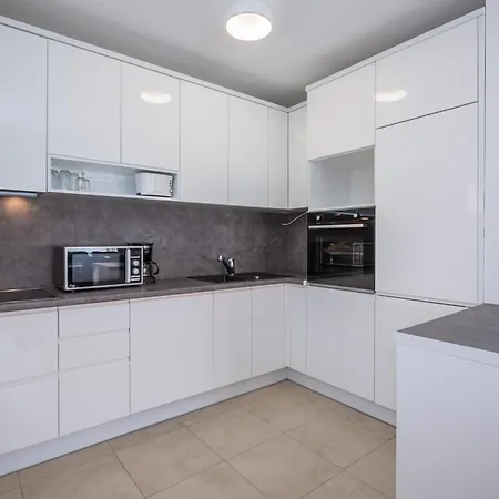 Casa Moderna - New Spacious Apartman Lokva Rogoznica