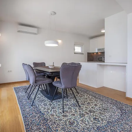 Apartman Casa Moderna - New Spacious