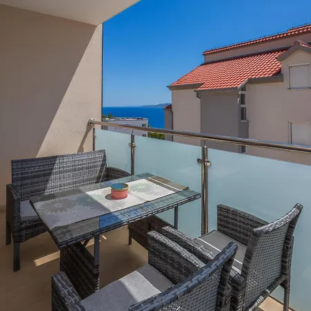 Casa Moderna - New Spacious Apartman