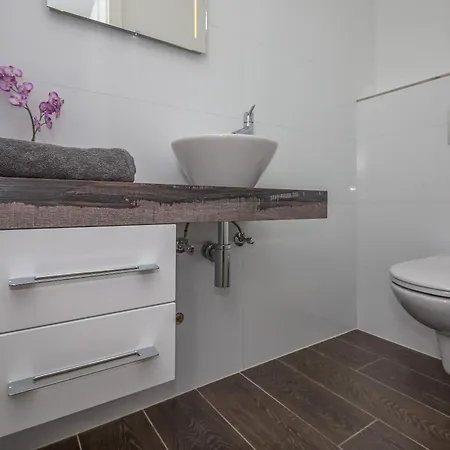 Casa Moderna - New Spacious * Lokva Rogoznica
