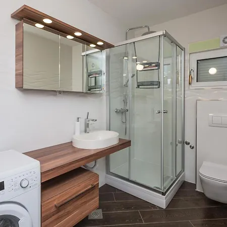 Casa Moderna - New Spacious Apartman *