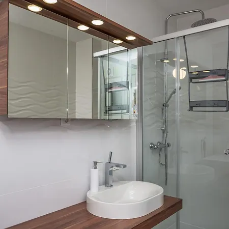 Apartman Casa Moderna - New Spacious *