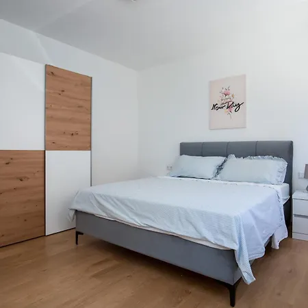 Casa Moderna - New Spacious * Lokva Rogoznica
